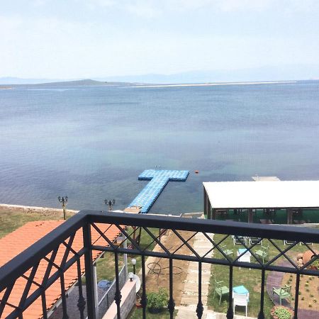 Cunda Mira Butik Otel ไอวาลิค ภายนอก รูปภาพ
